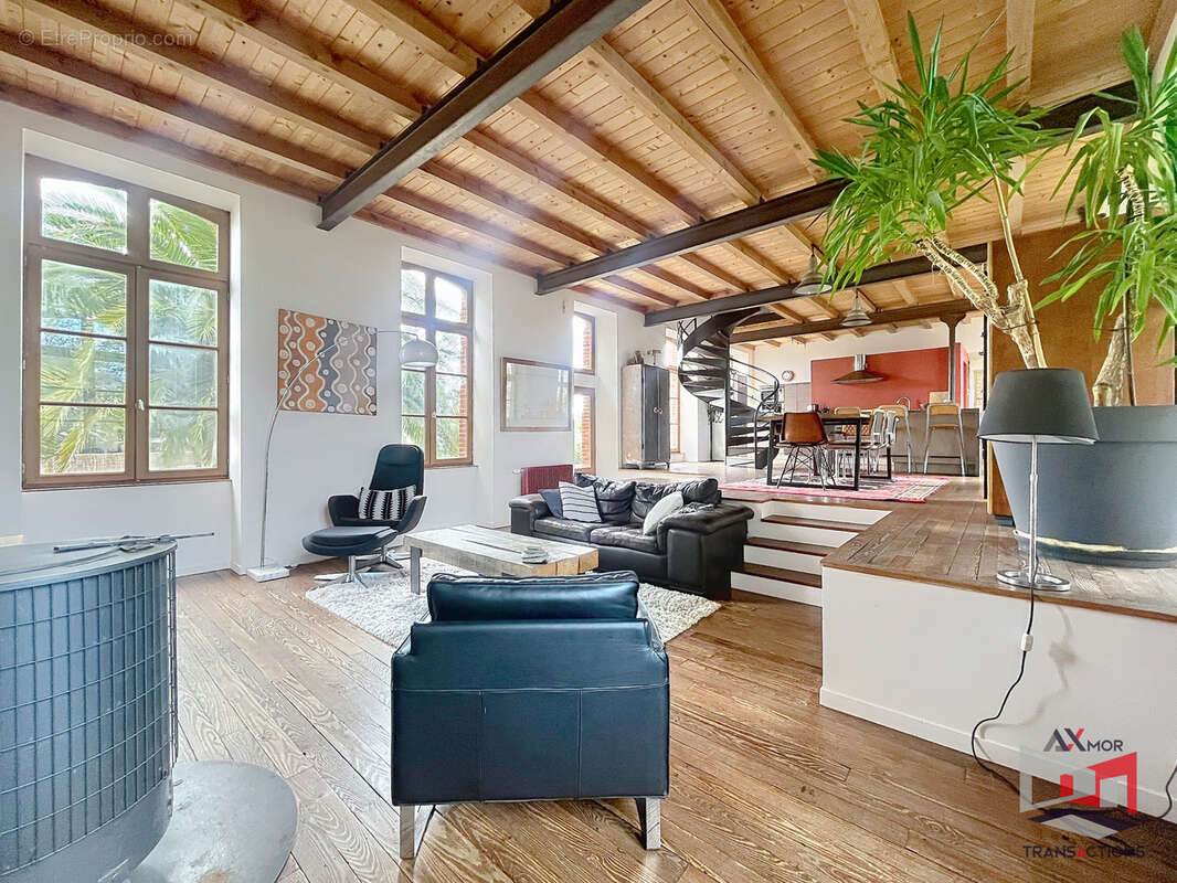 Maison à PLOUGRESCANT