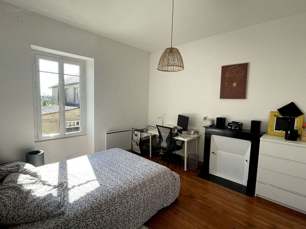 Maison à LA LIMOUZINIERE