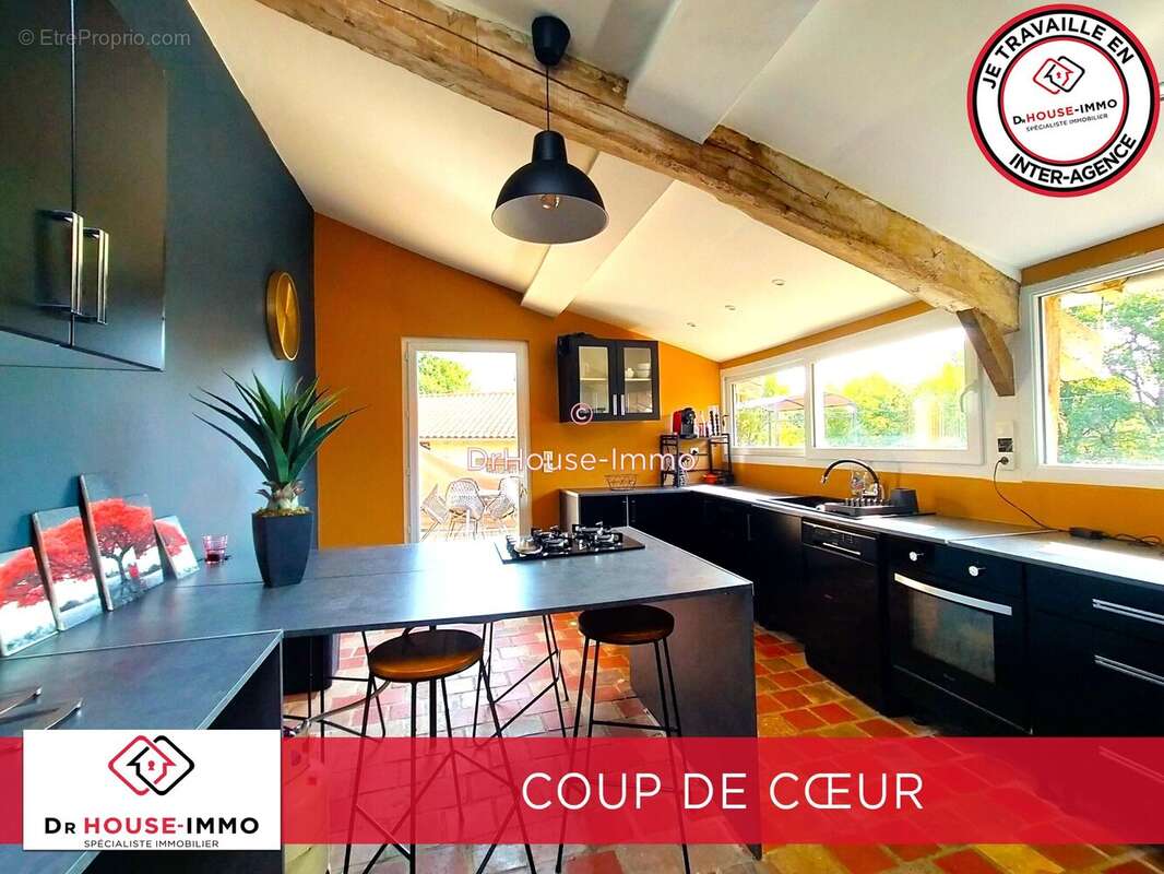 Maison 156 m² à Moussac  - photo 8