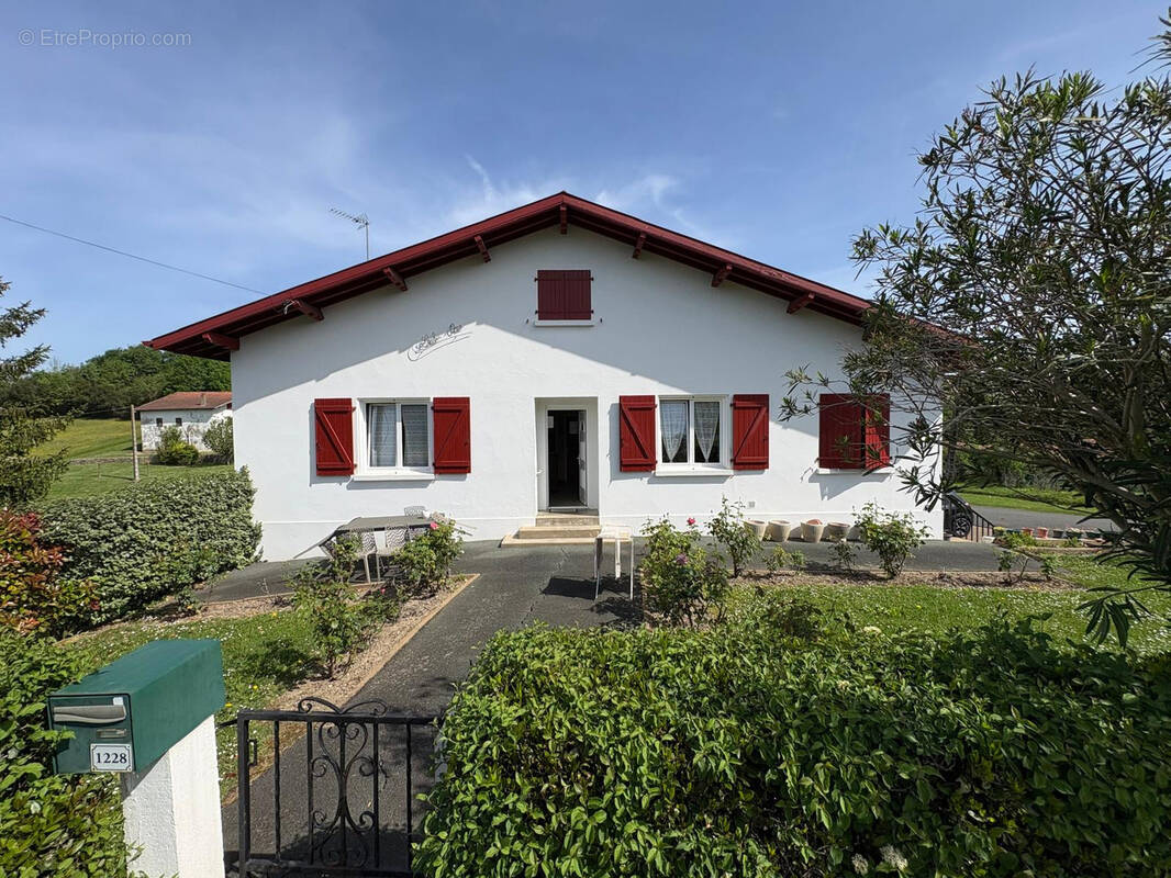 Maison à LAHONCE