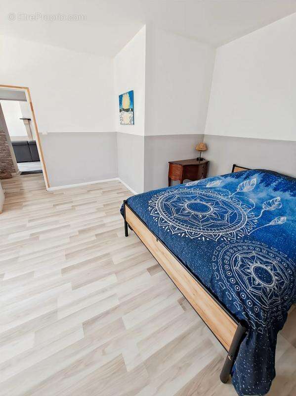 Maison à ECURY-SUR-COOLE