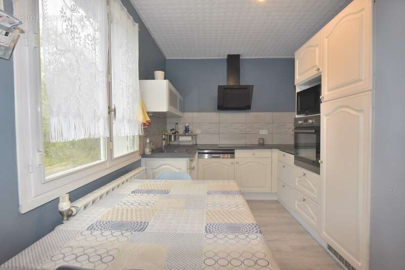 Maison à SAINT-JUERY