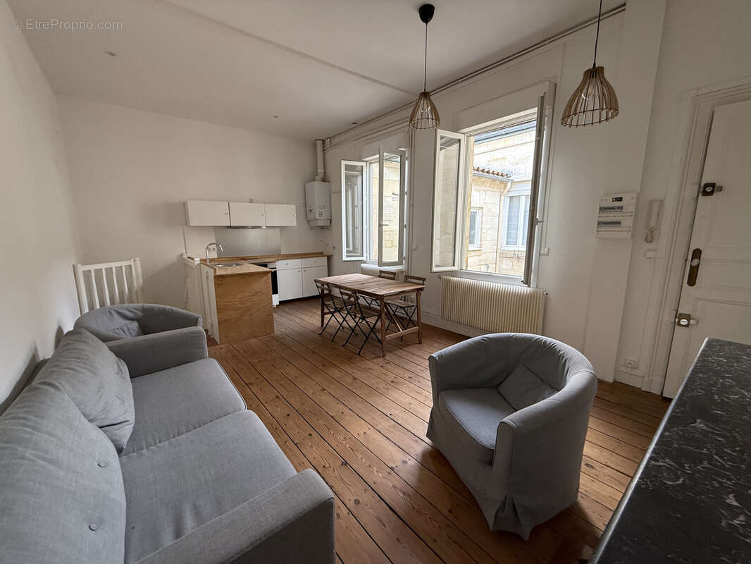 Appartement à BORDEAUX