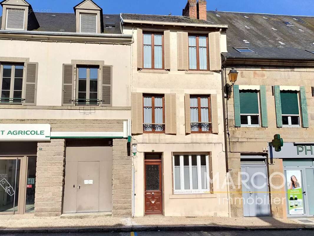 Maison à BENEVENT-L'ABBAYE