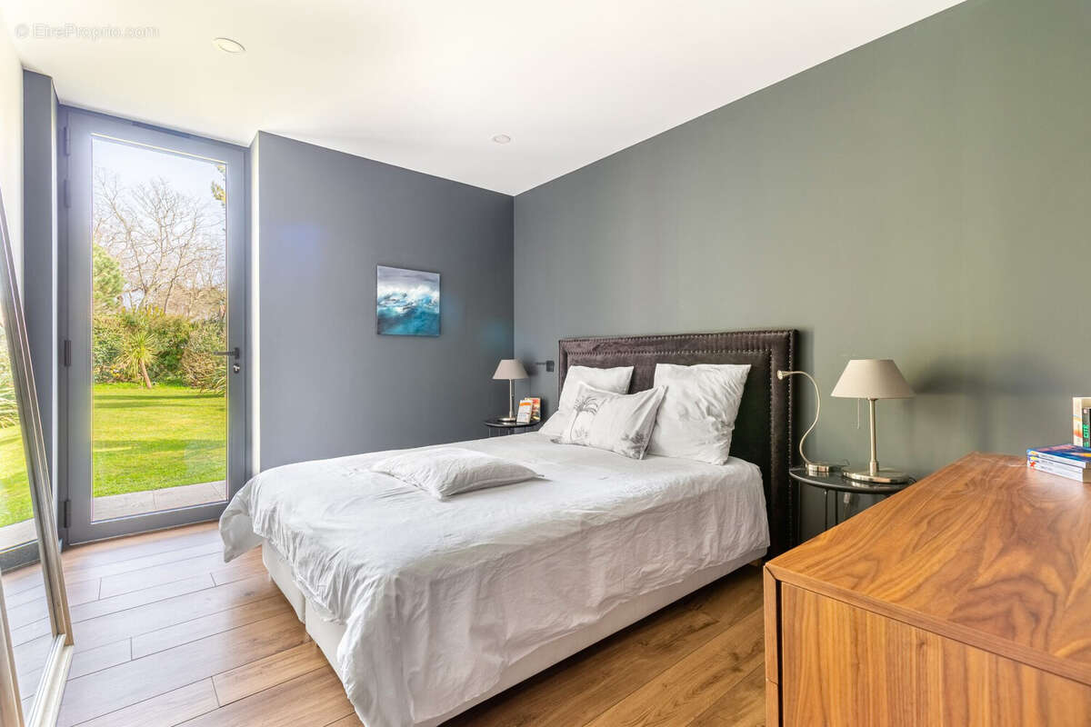 Maison à GRAYAN-ET-L'HOPITAL