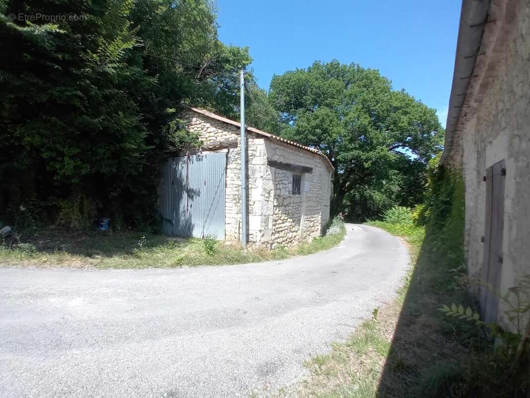 Grange 1 - Maison à MONTCUQ