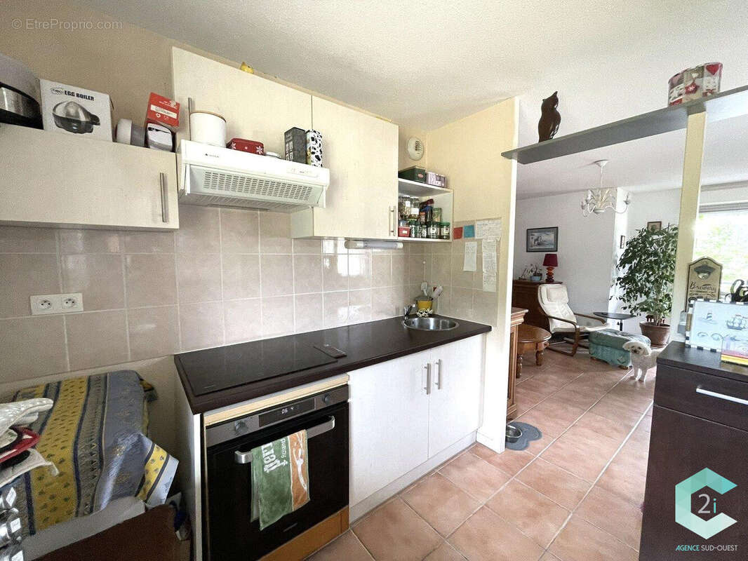 Appartement à PINEUILH