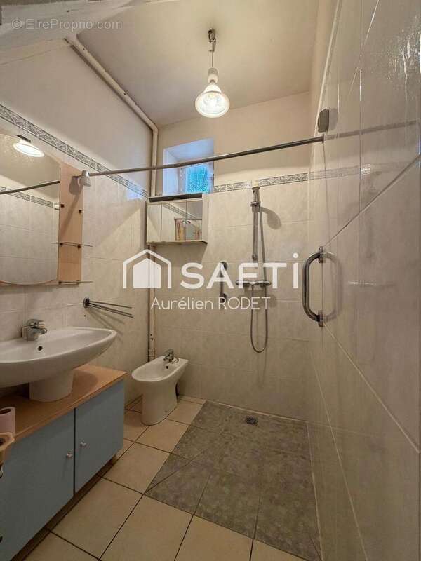 Maison 90 m² à Vierzon  - photo 7