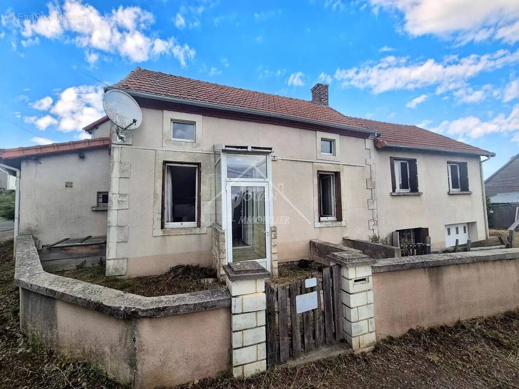 Maison à SAINT-ELOY-LES-MINES