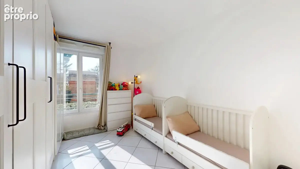 Appartement 4 pièces 77 m² à vendre à Livry-Gargan (93190) - photo 10