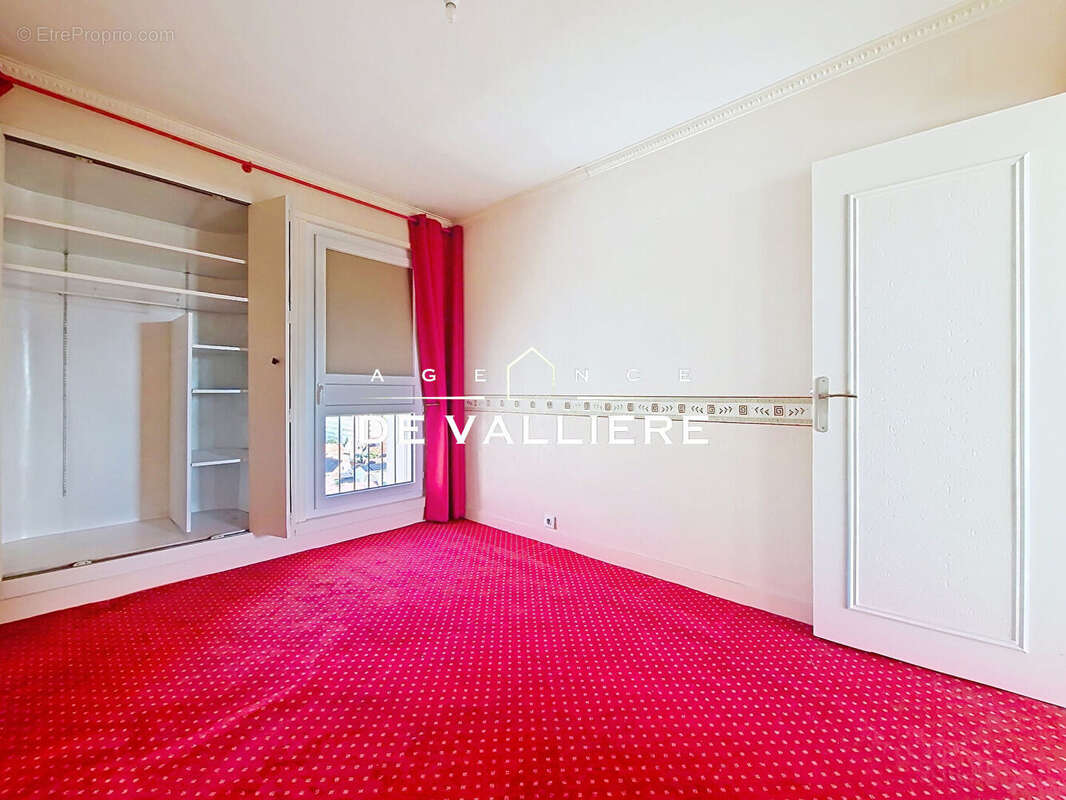 Appartement à NANTERRE