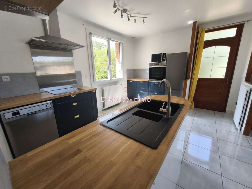 Maison 67 m² à Parigne-L'eveque  - photo 6