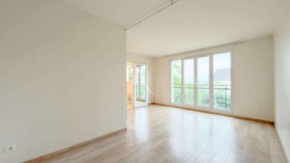 Appartement à YERRES