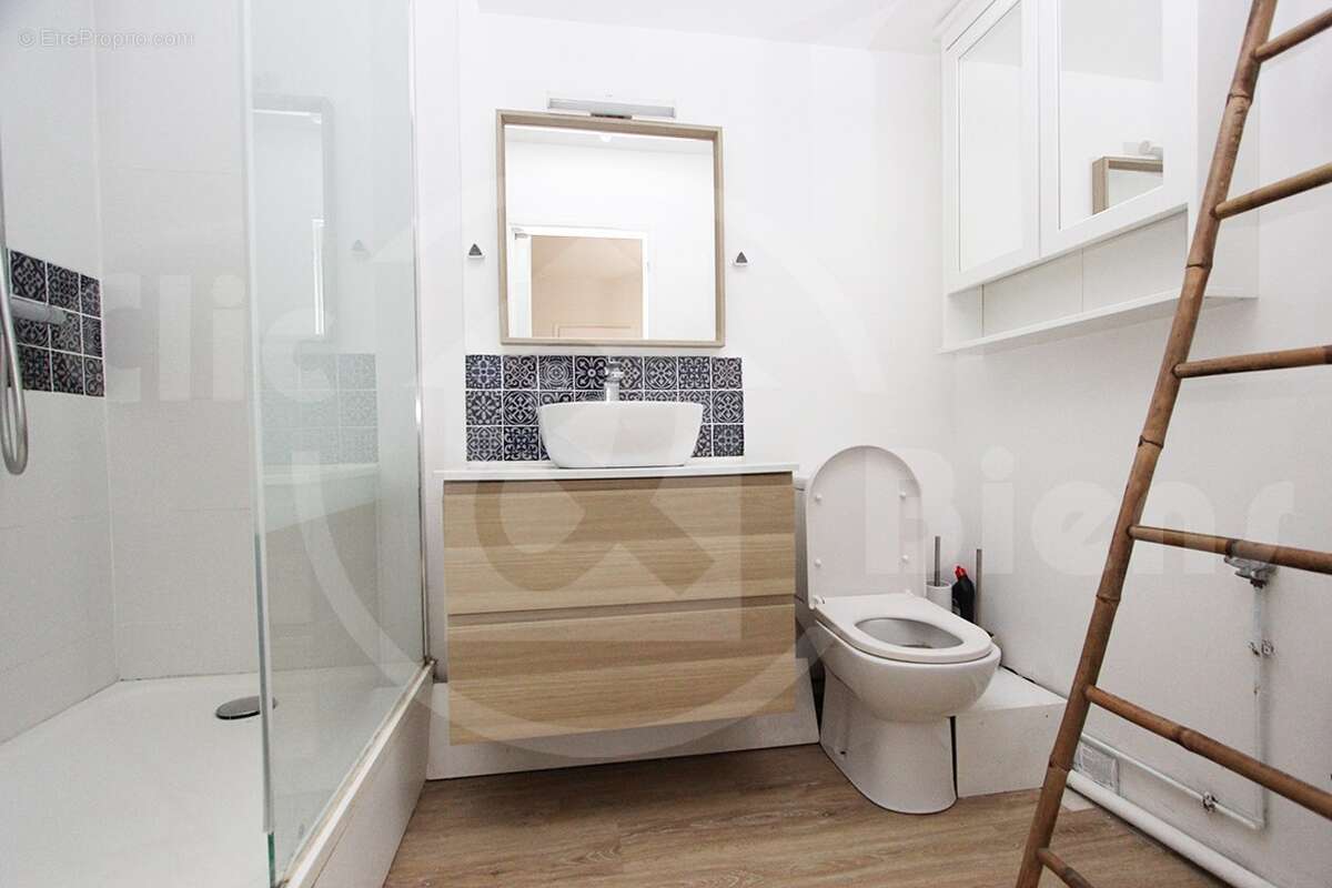 Appartement à VERSAILLES