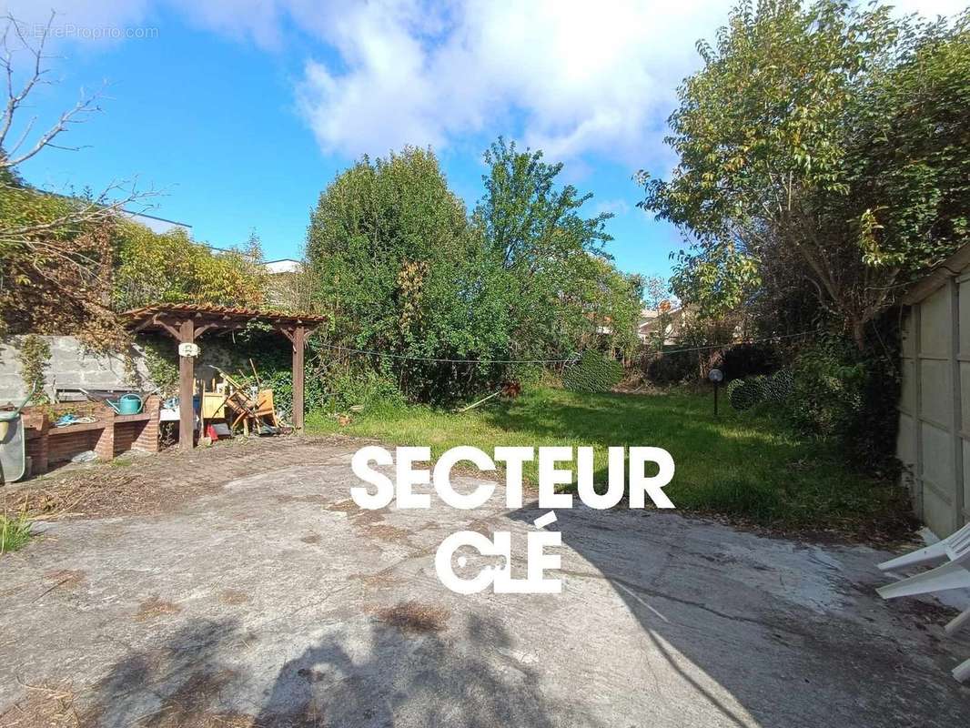 Maison à LE BOUSCAT