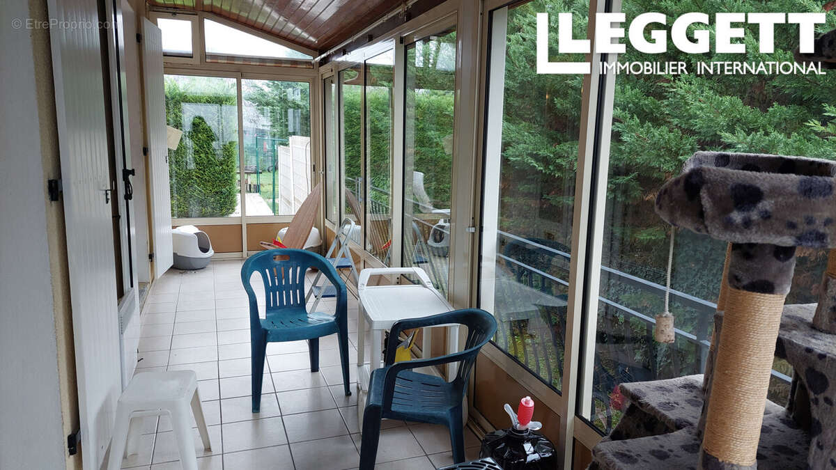 Maison à VILLEBOIS-LAVALETTE