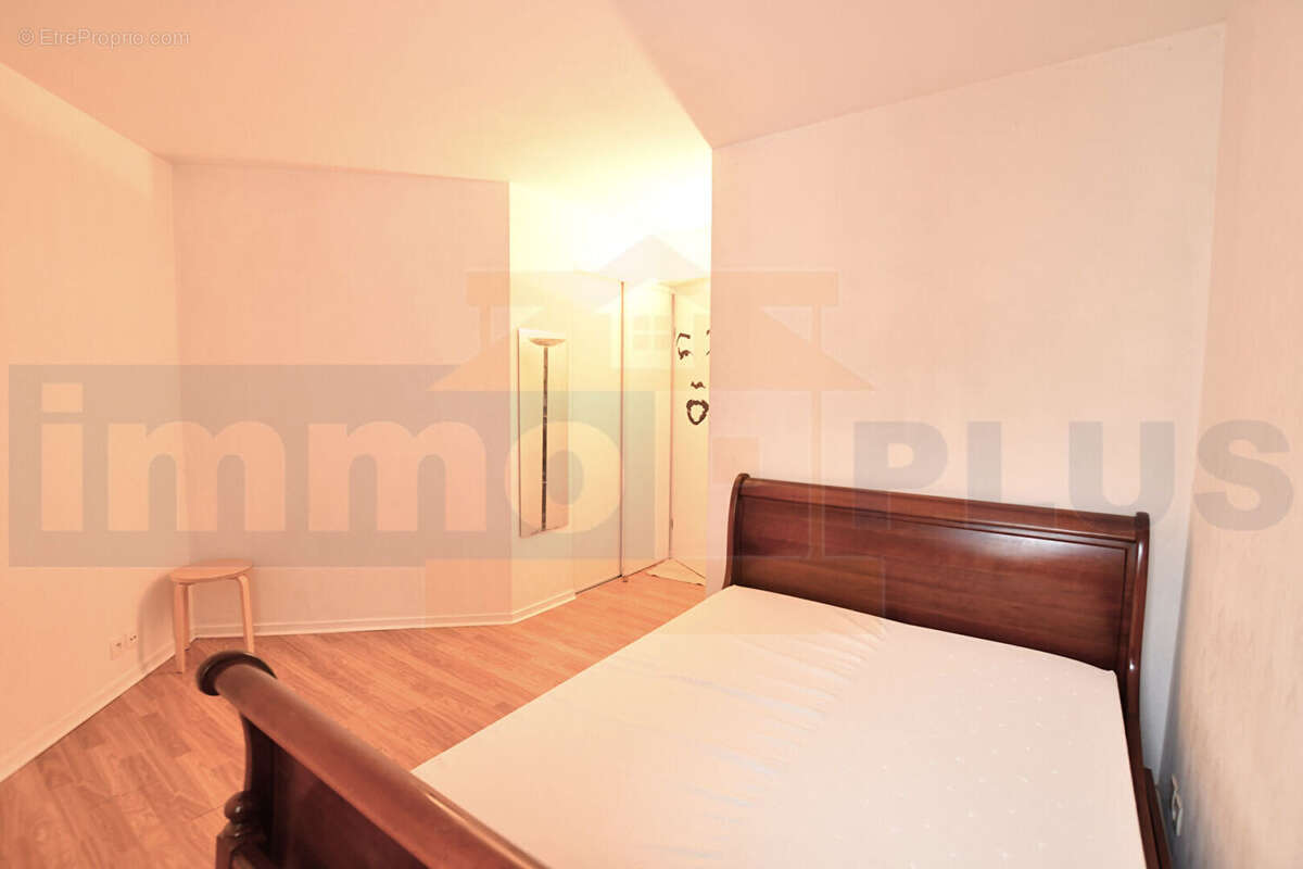 Appartement à BOIS-D'ARCY
