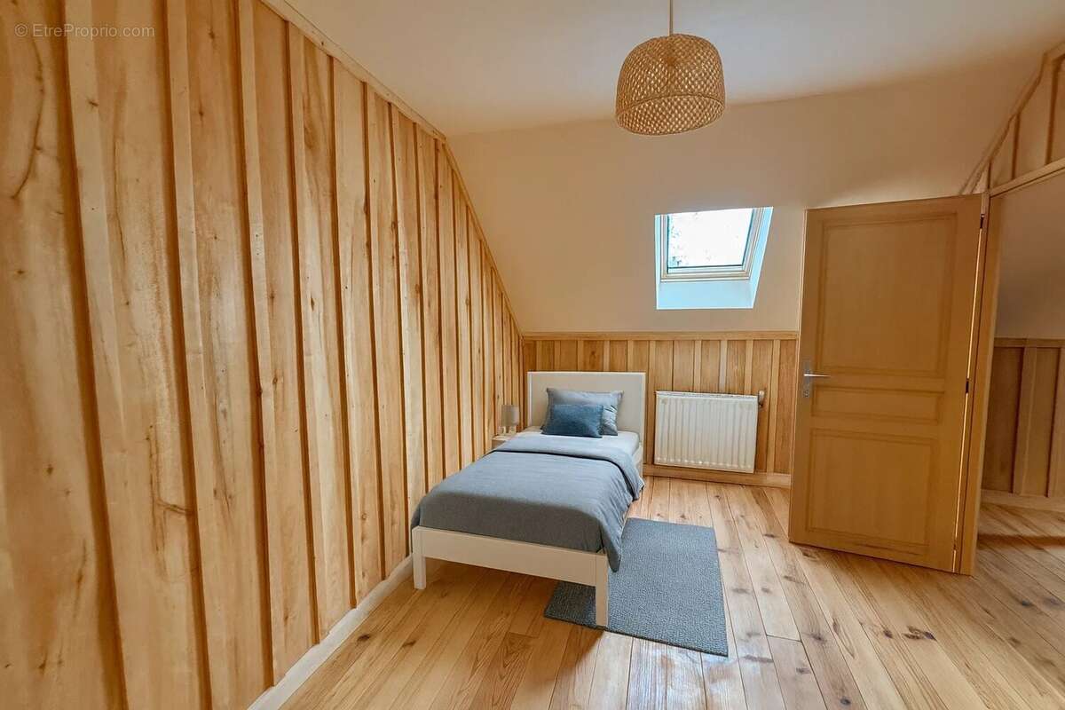 Appartement à COURTERANGES