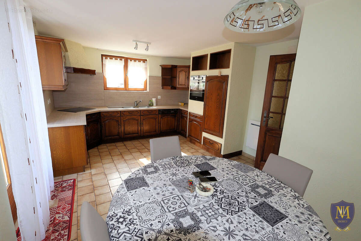 Attenschwiller au calme maison  avec possibilité bi-famille de 174 m2 sur 6,78 ares - photo 2