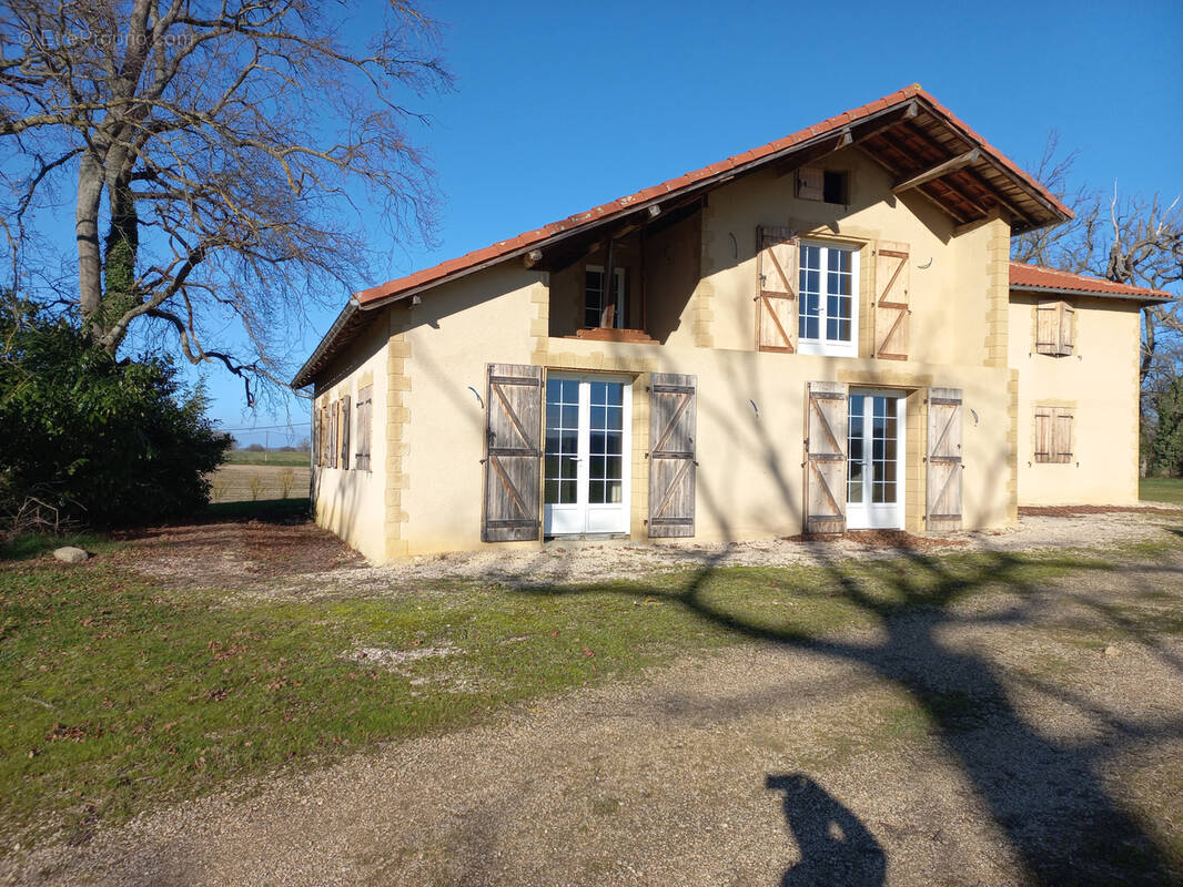 Maison à MIRANDE