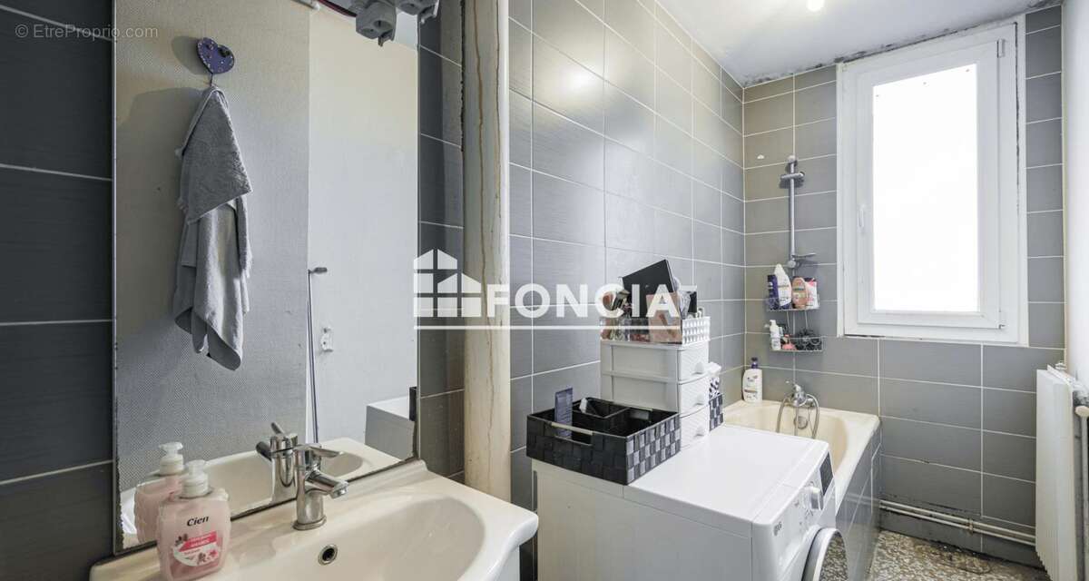 Appartement à ECHIROLLES