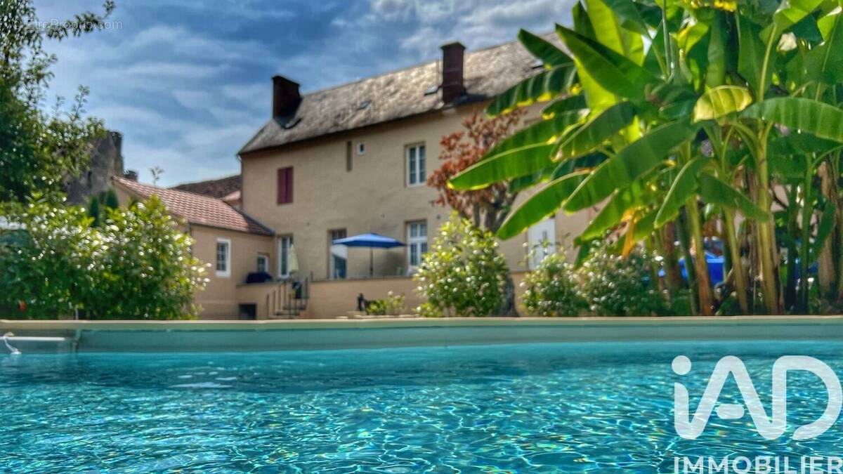 Photo 1 - Maison à CENAC-ET-SAINT-JULIEN