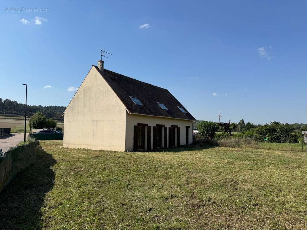 Maison à PACY-SUR-EURE