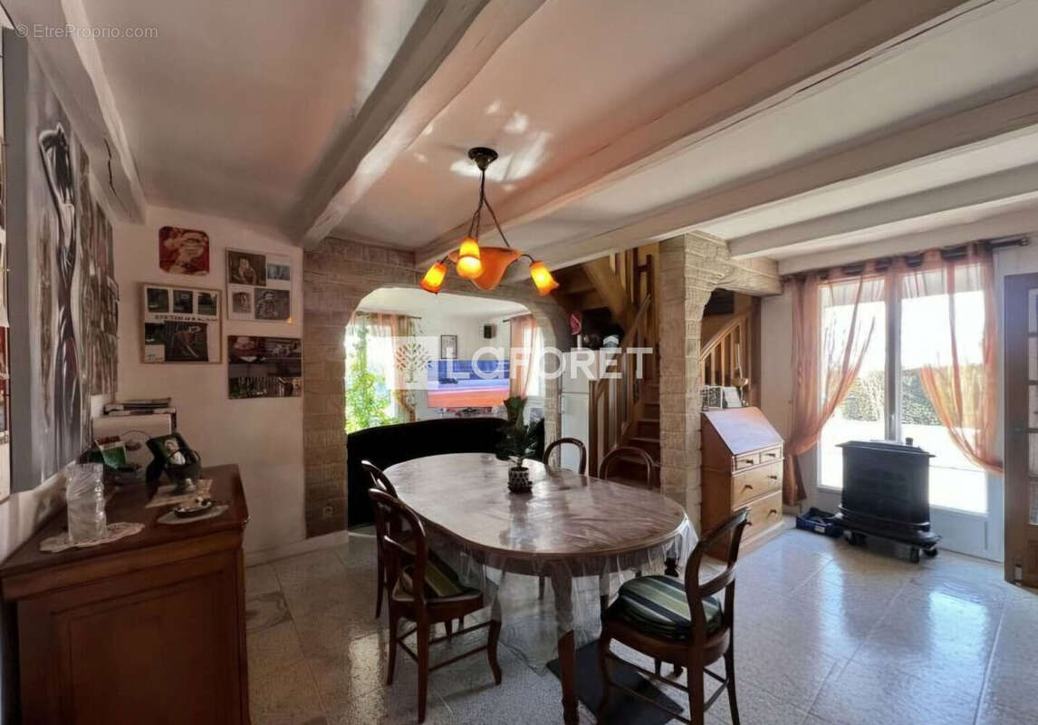 Maison à THIEBLEMONT-FAREMONT