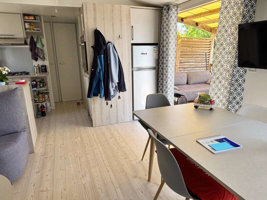 Maison à ROQUEBRUNE-SUR-ARGENS