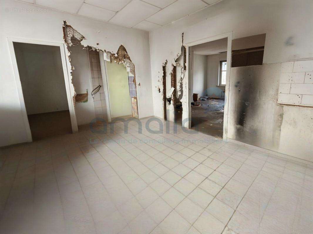 Immeuble de rapport - 5 lots + garage et grenier - cambrai - photo 5