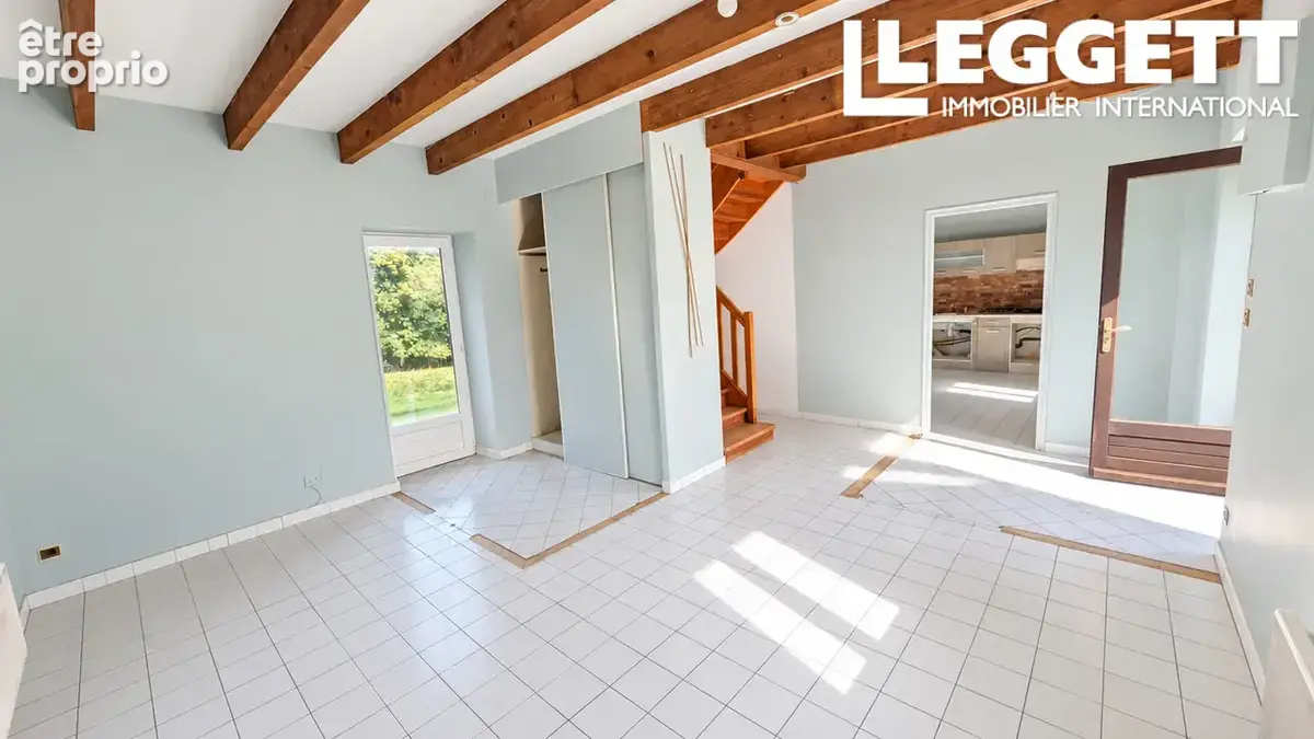Longère traditionnelle divisée en 3 logements – 157 m² habitables au total, terrain de 4 522 m² - photo 3