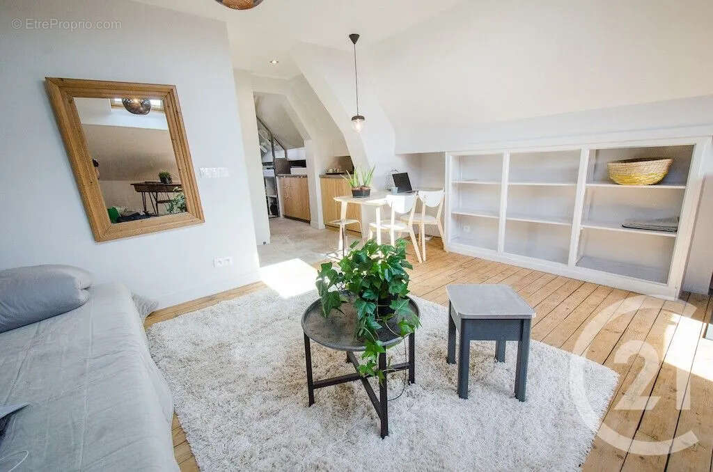 Appartement à PARIS-12E