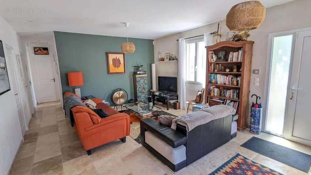 MONTFORT SUR ARGENS - Villa 2021 3 CH piscine garage et remise - photo 5