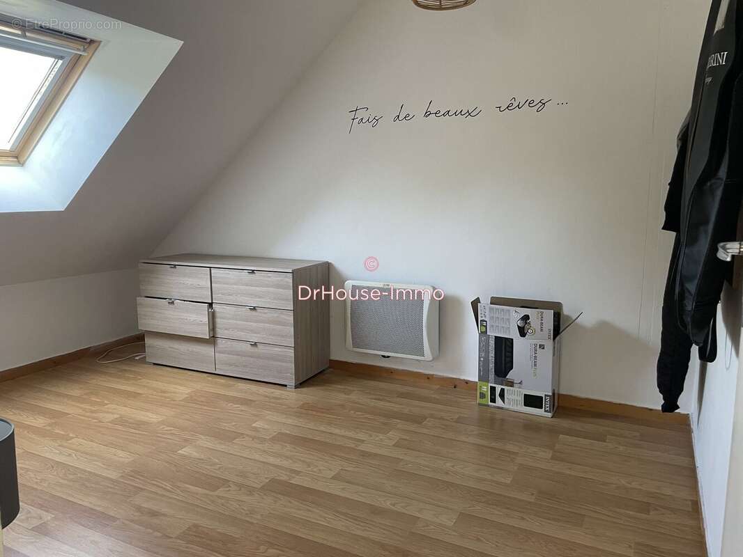 Maison à PONTVALLAIN