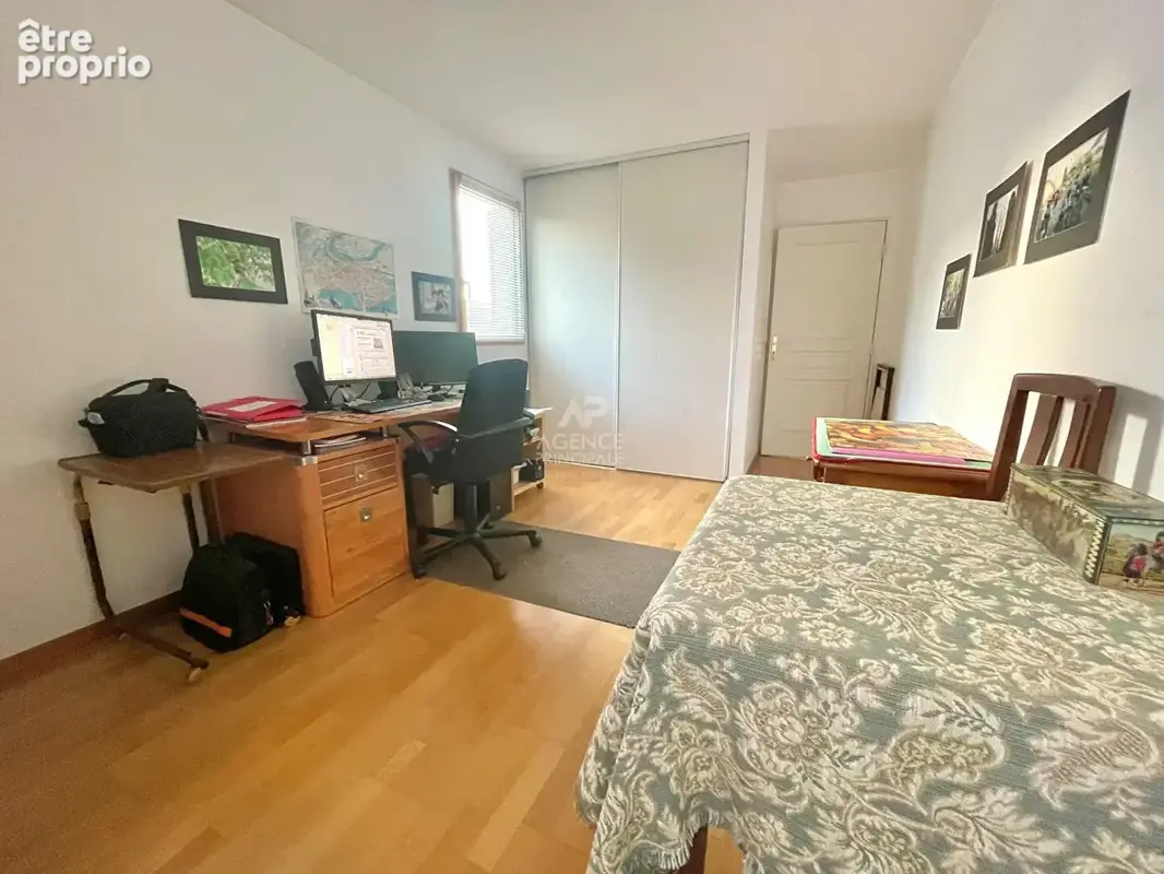 Appartement Poissy 4 pièce(s) 91 m2 - photo 9