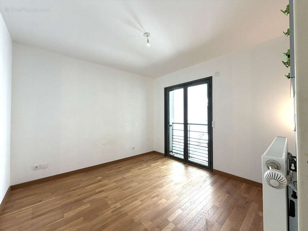 Appartement T2 de 40 m² Résidence Le Paphos - photo 3