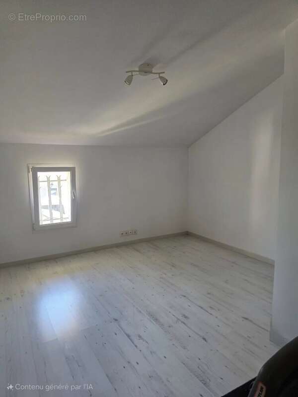 Appartement à SIX-FOURS-LES-PLAGES