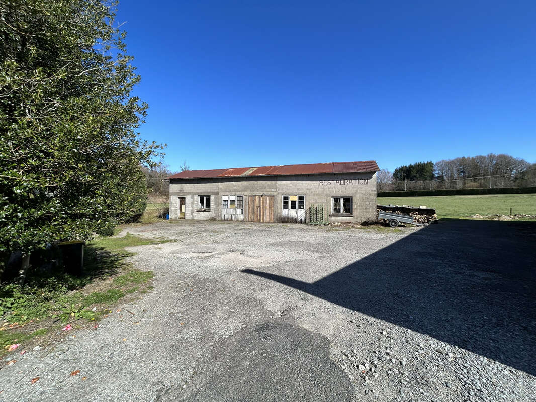 Appartement à MONTAIGNAC-SAINT-HIPPOLYTE