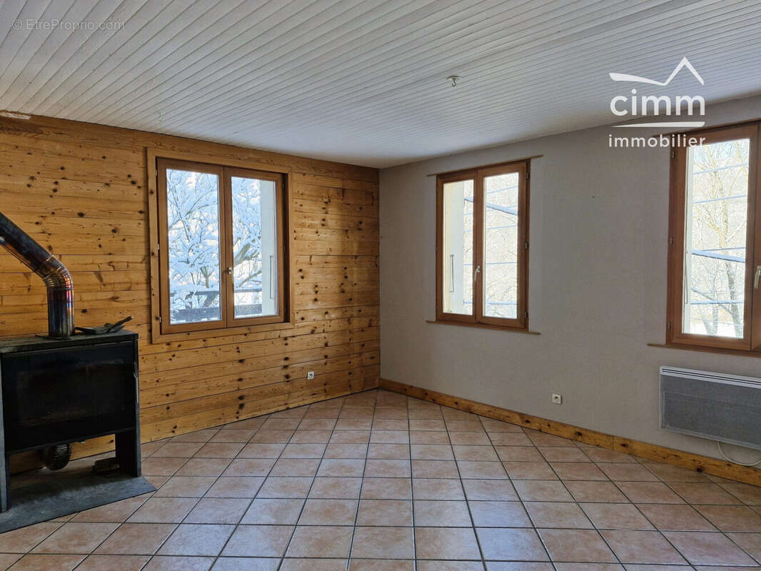 Maison à LA CHAPELLE-EN-VERCORS