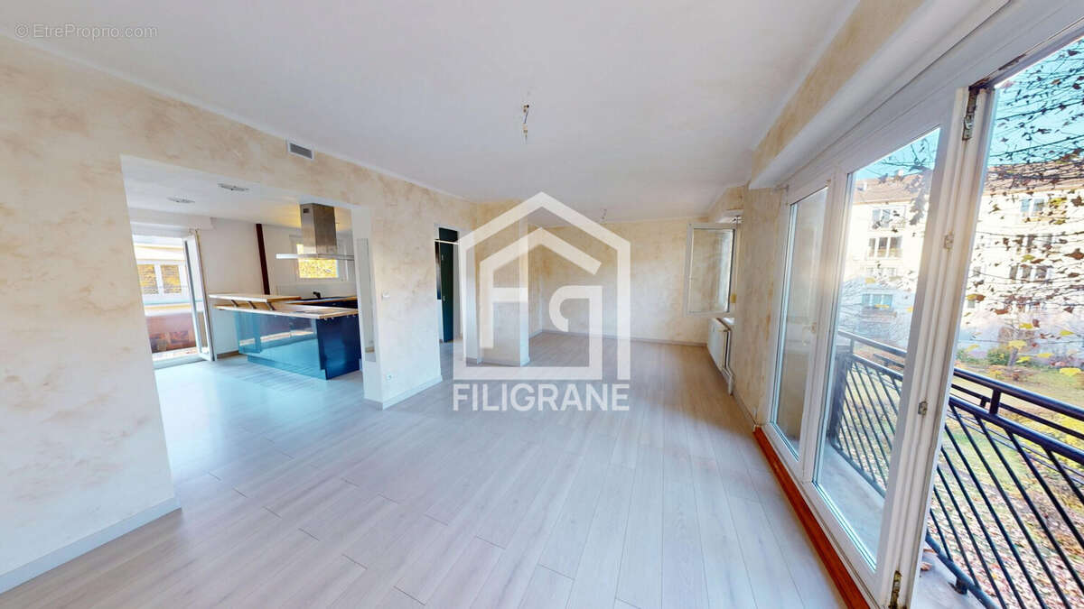 Appartement 77 m² à Strasbourg  - photo 2