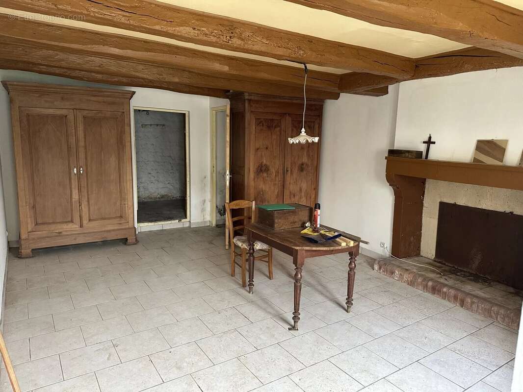 Appartement à SAINT-MAURICE-LA-CLOUERE