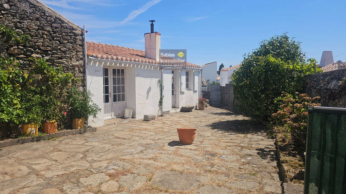 Village de saint sauveur - photo 2