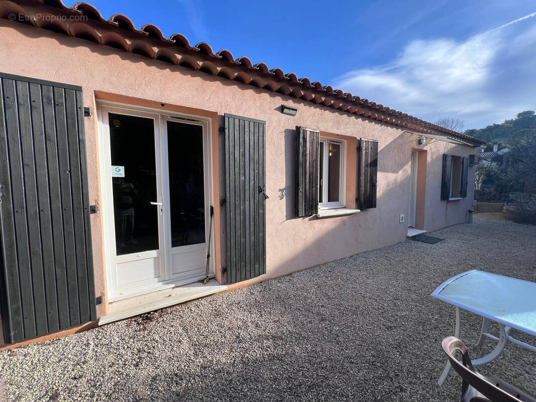 Maison à SAINT-JULIEN