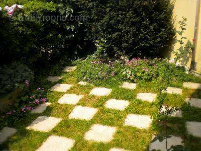 Appartement à BOUSSY-SAINT-ANTOINE