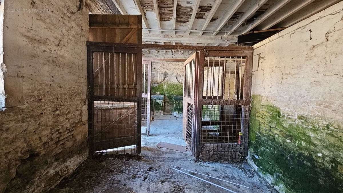 Maison à BIEVILLE-BEUVILLE