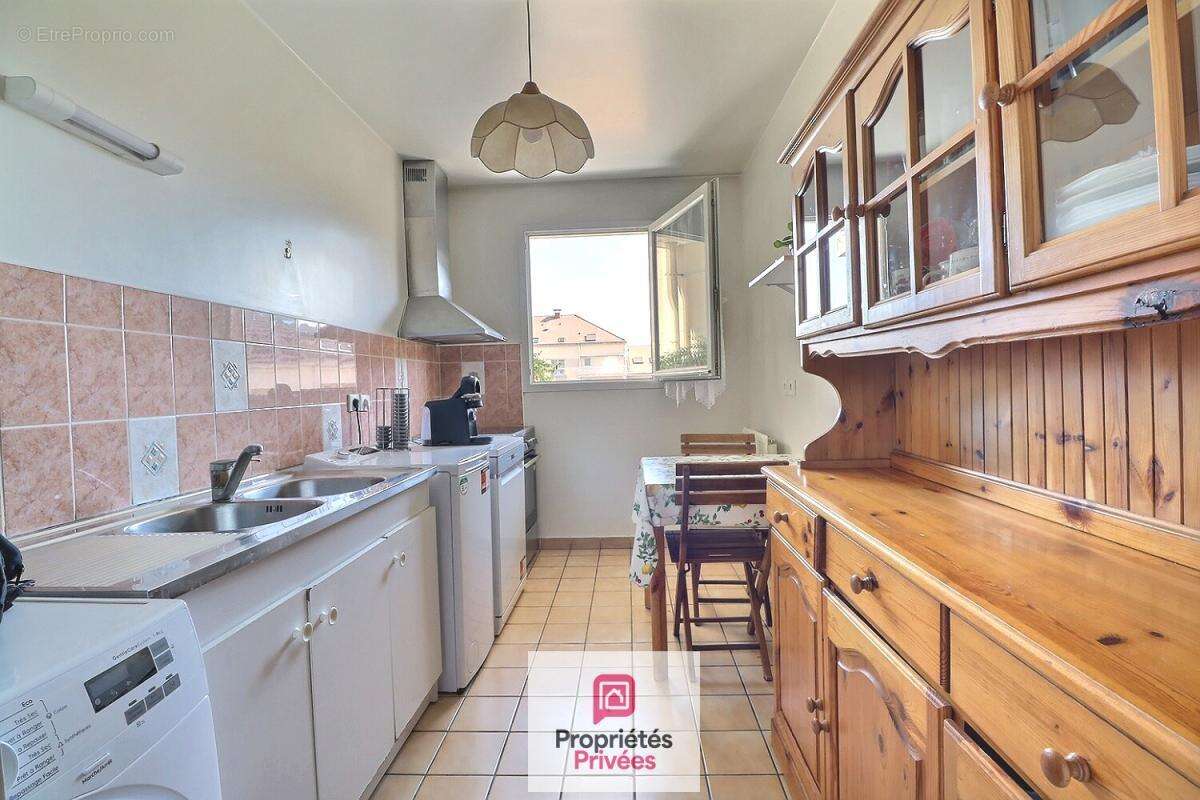 Appartement Acheres 3 pièce(s) 65.49 m2 - photo 5