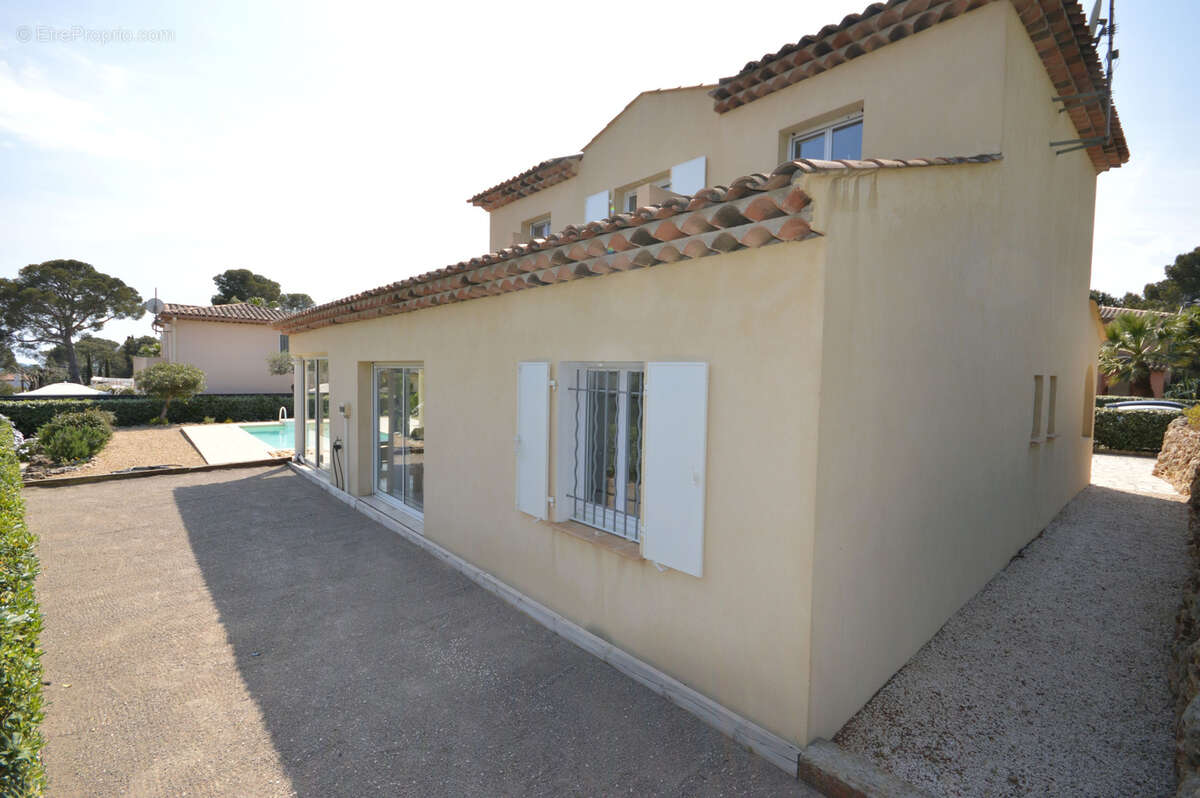 Maison à SAINT-RAPHAEL