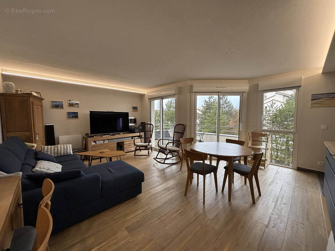 Appartement à LANCRANS