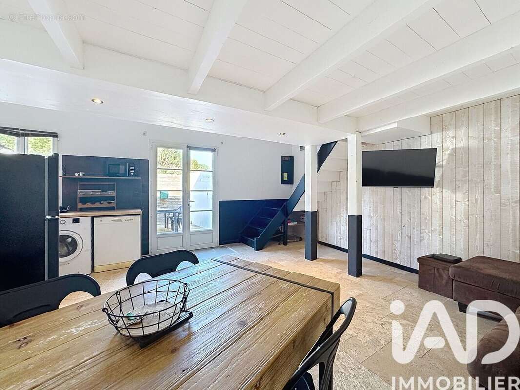 Photo 2 - Maison à LA FLOTTE