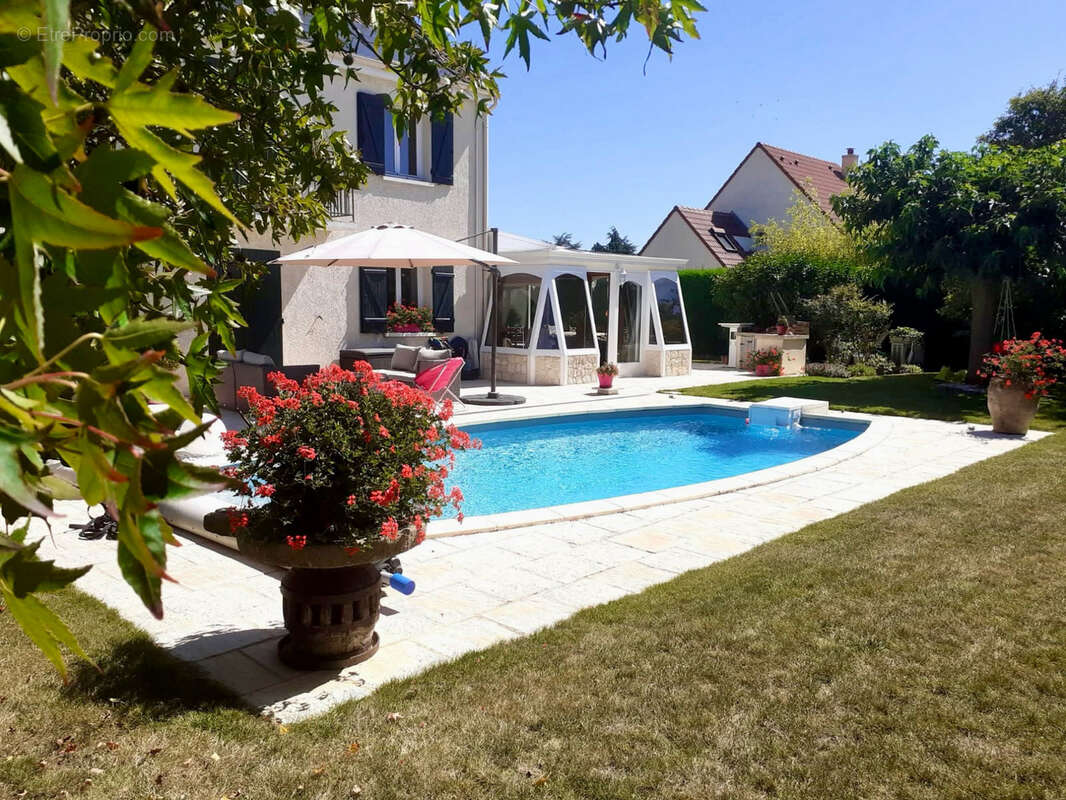 Maison à LES ALLUETS-LE-ROI